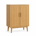Aparador de madera de roble con puertas